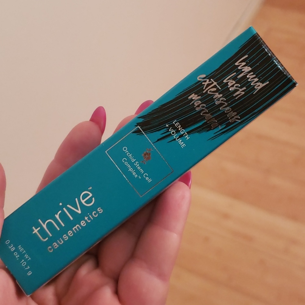 Liquid lash extensions mascara